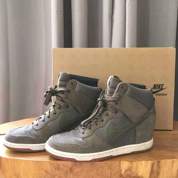 nike women's dunk sky